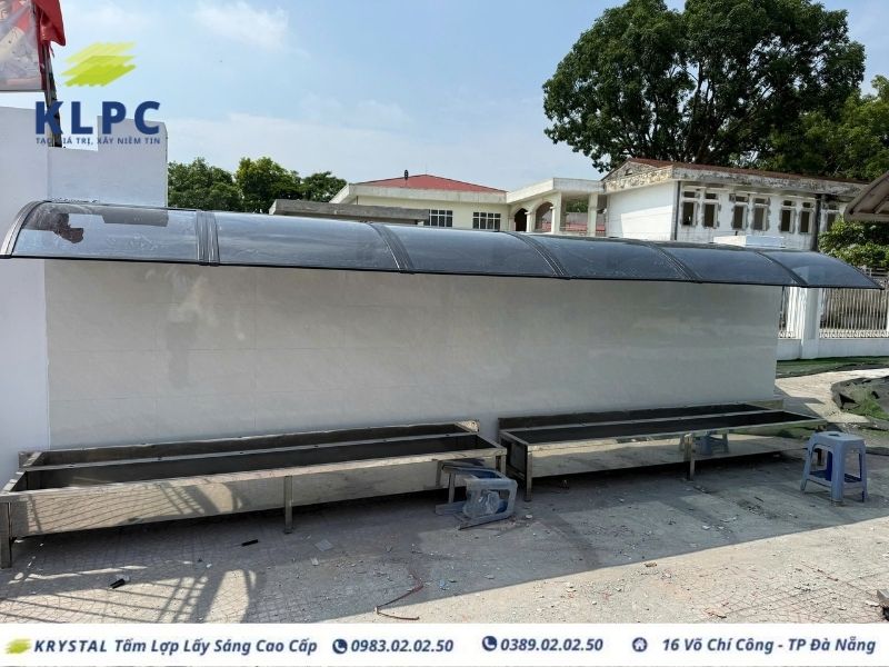 Mai Canopy cong trinh cong cong