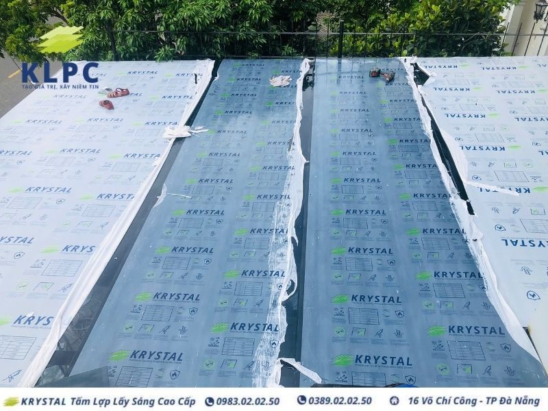 Tam polycarbonate krystal